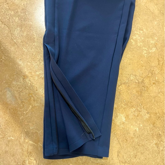 Athleta Navy Metropolis Straight Leg Pant Size 0 - Picture 2 of 4